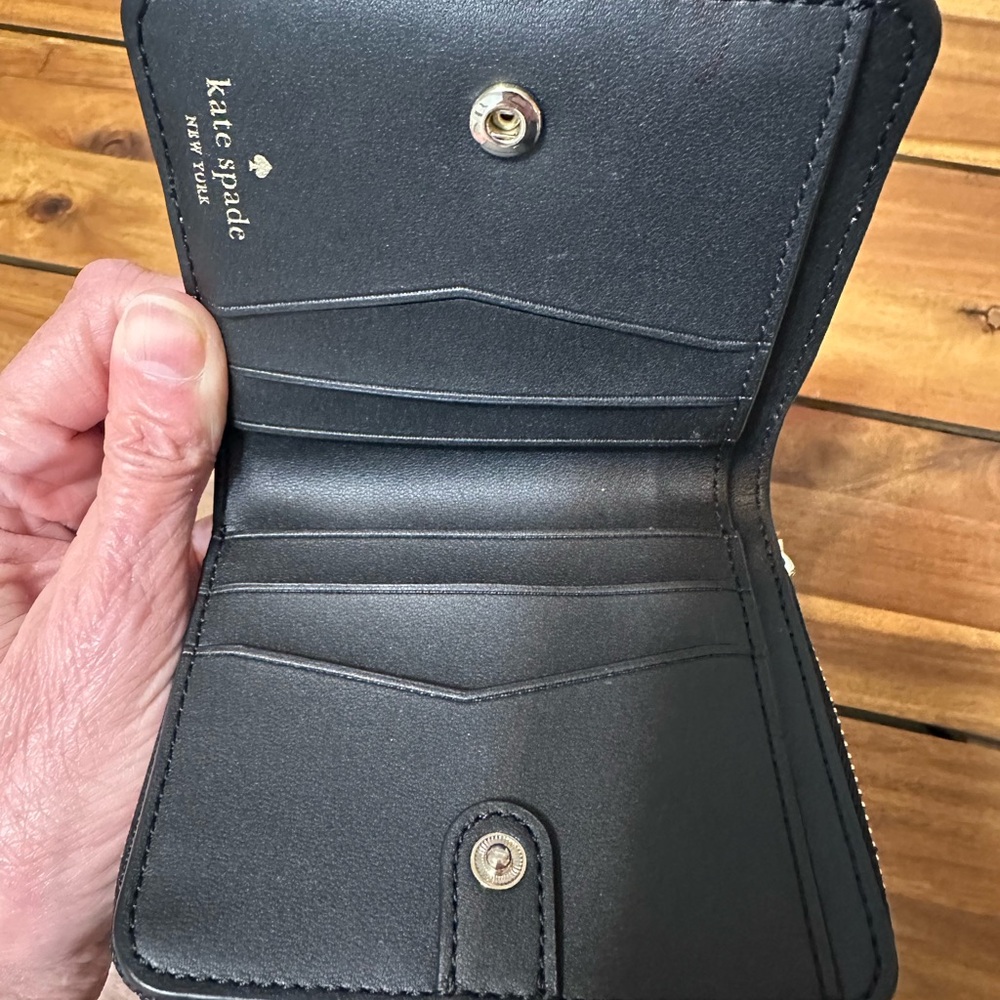 Kate Spade Black and Tan Staci Wallet - Picture 3 of 4